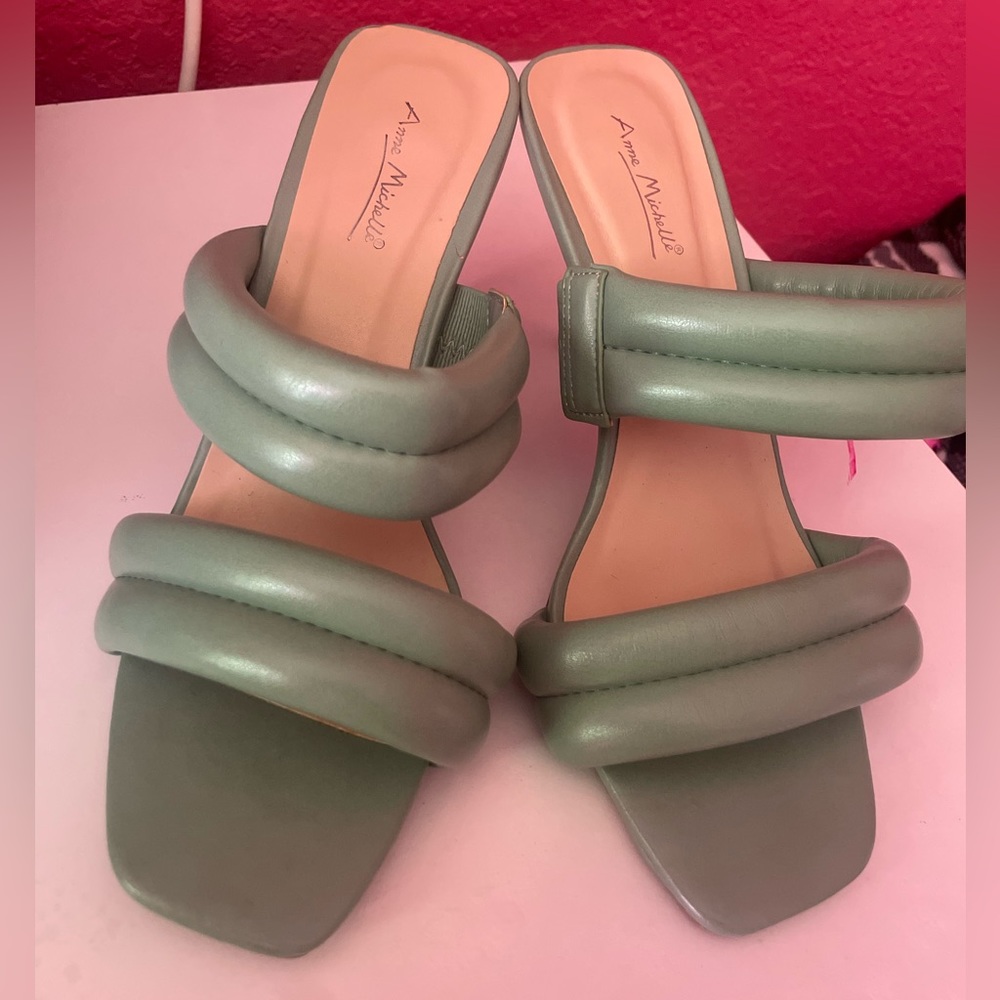 Women heels